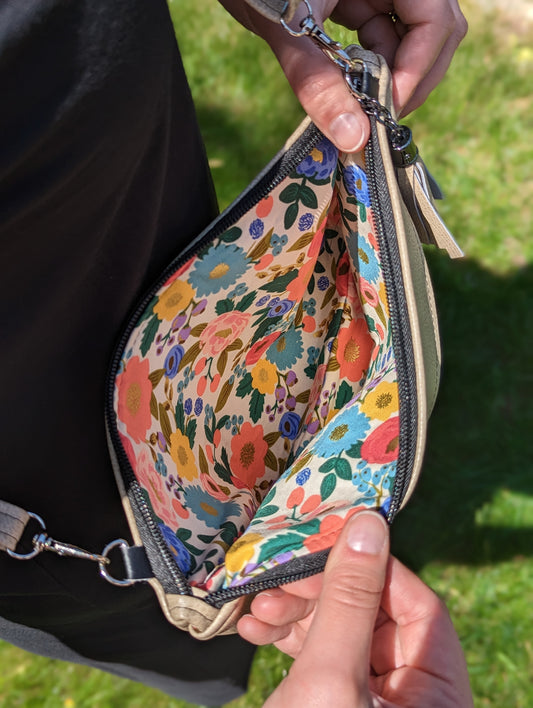 The Megan Crossbody Bag – Stylish Everyday Purse with Modern Flair