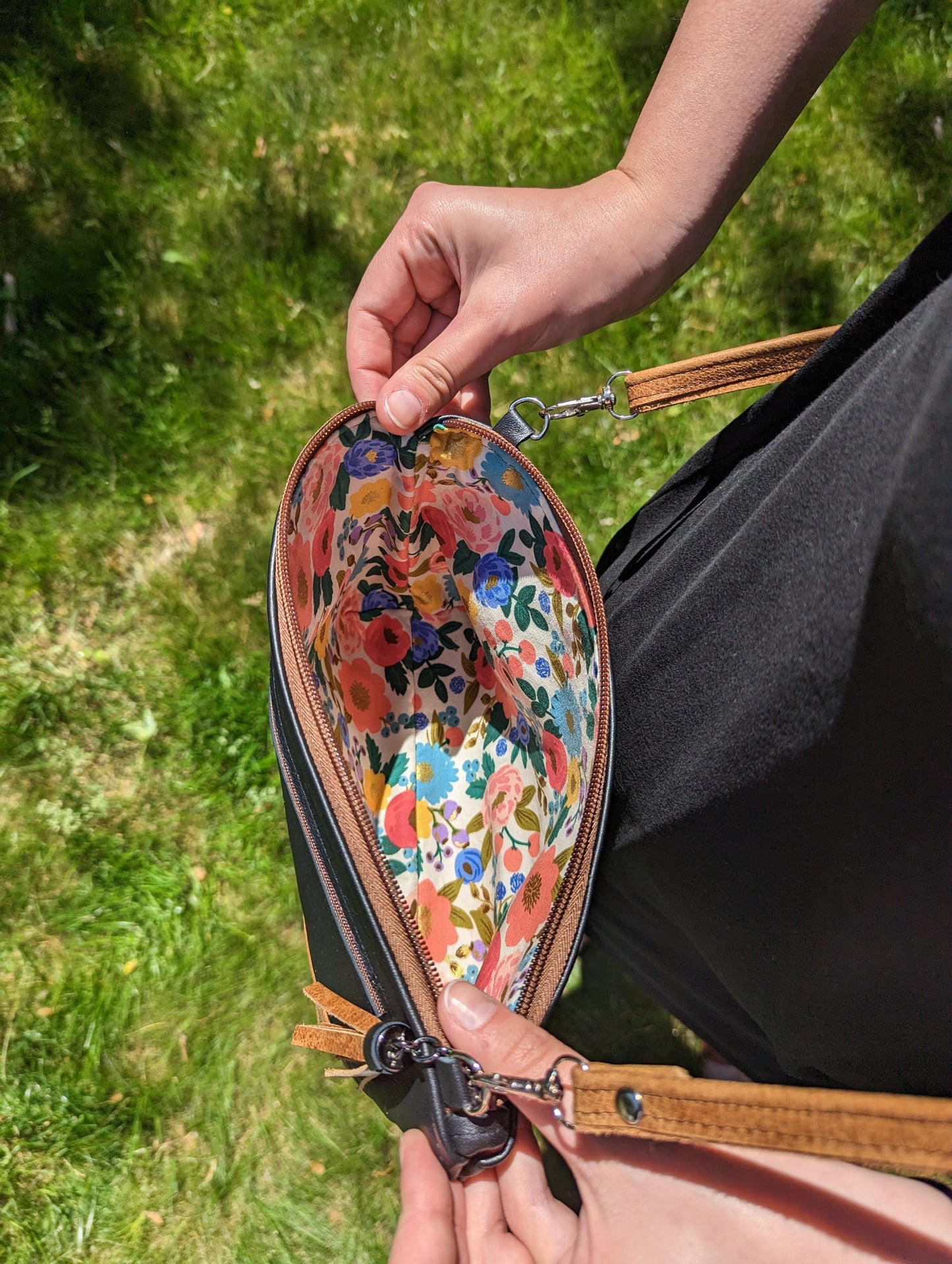 The Megan Crossbody Bag – Stylish Everyday Purse with Modern Flair