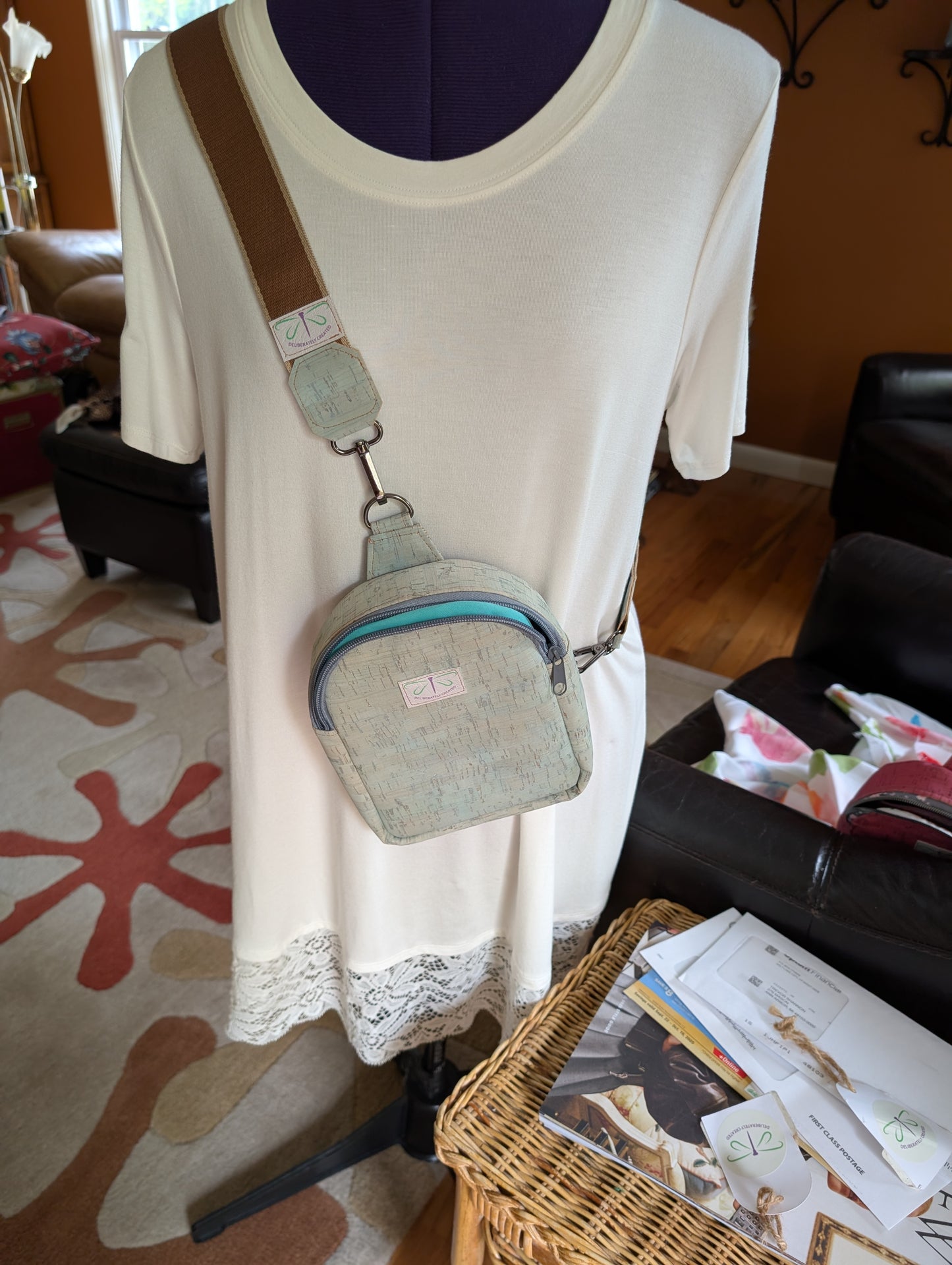 Mav Crossbody Sling Bag – Compact, Stylish, and Functional Sling Purse