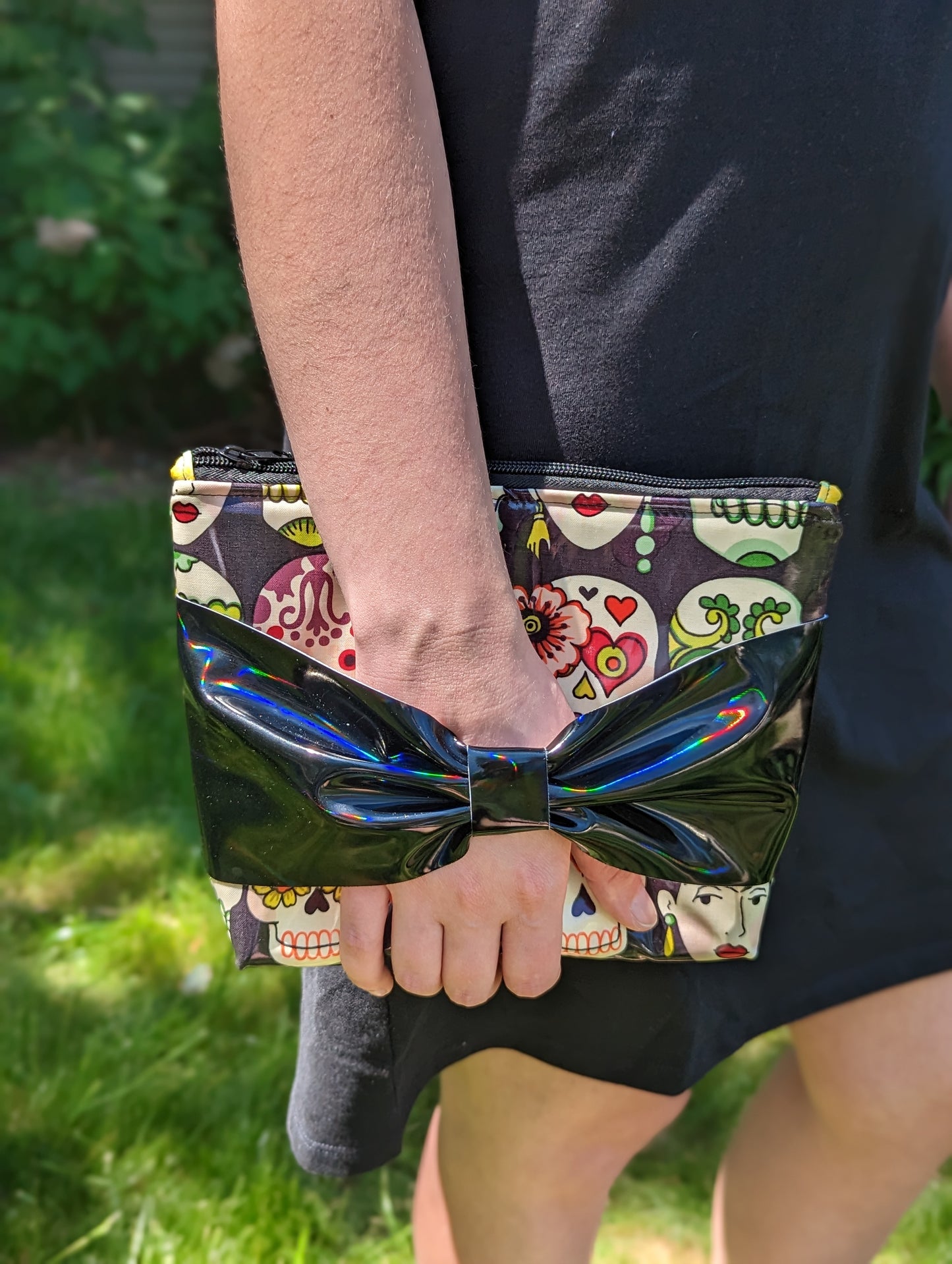 Betty Bow Clutch Bag – Small Evening Purse with Vintage Style