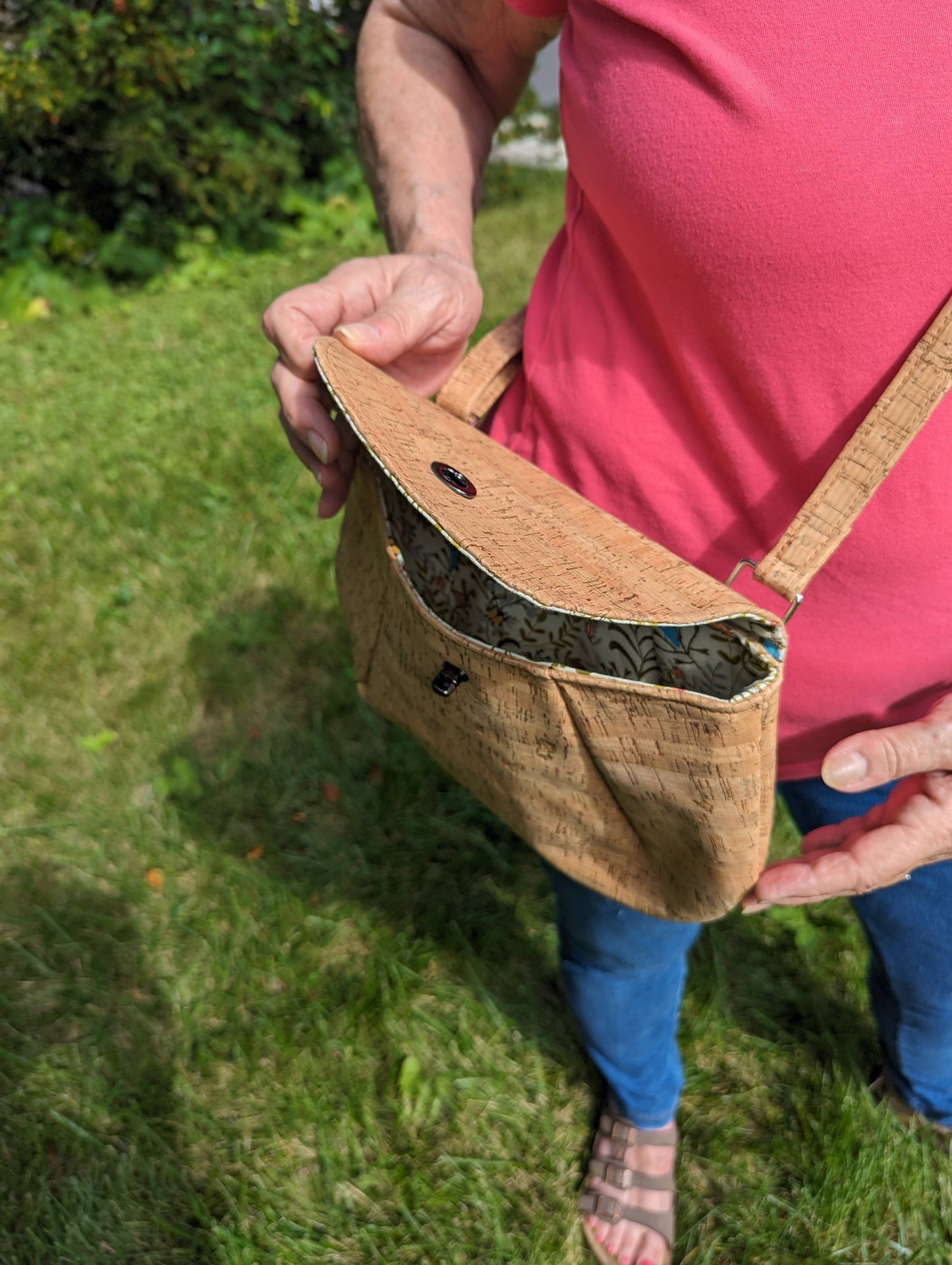 Oriole Crossbody